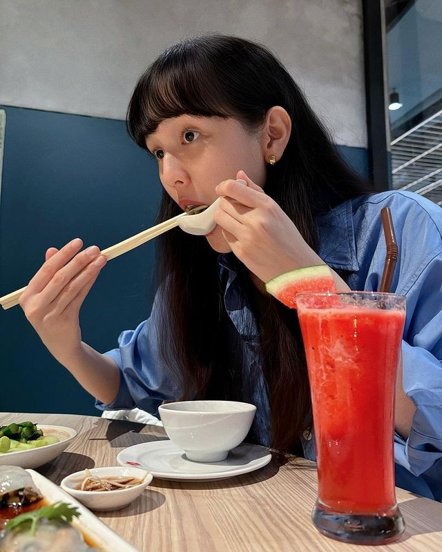 Hải Tú lộ diện sau 6 tháng ở ẩn, netizen soi điểm giống Sơn Tùng M-TP-1
