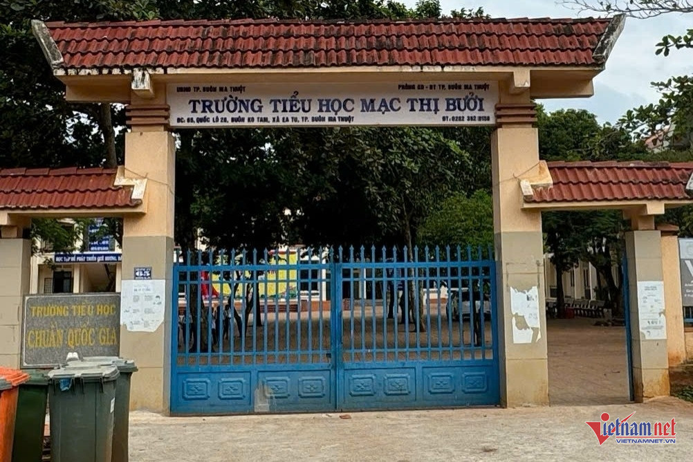 Quên đóng bảo hiểm cho học sinh, nhân viên trường đến từng nhà trả lại tiền-1