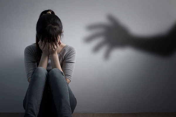 Nghi án gã hàng xóm xâm hại bé gái 4 tuổi-1