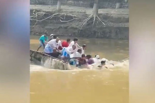 Ông nội nhảy múa tưng bừng trong đám tang cháu trai gây tranh cãi-2