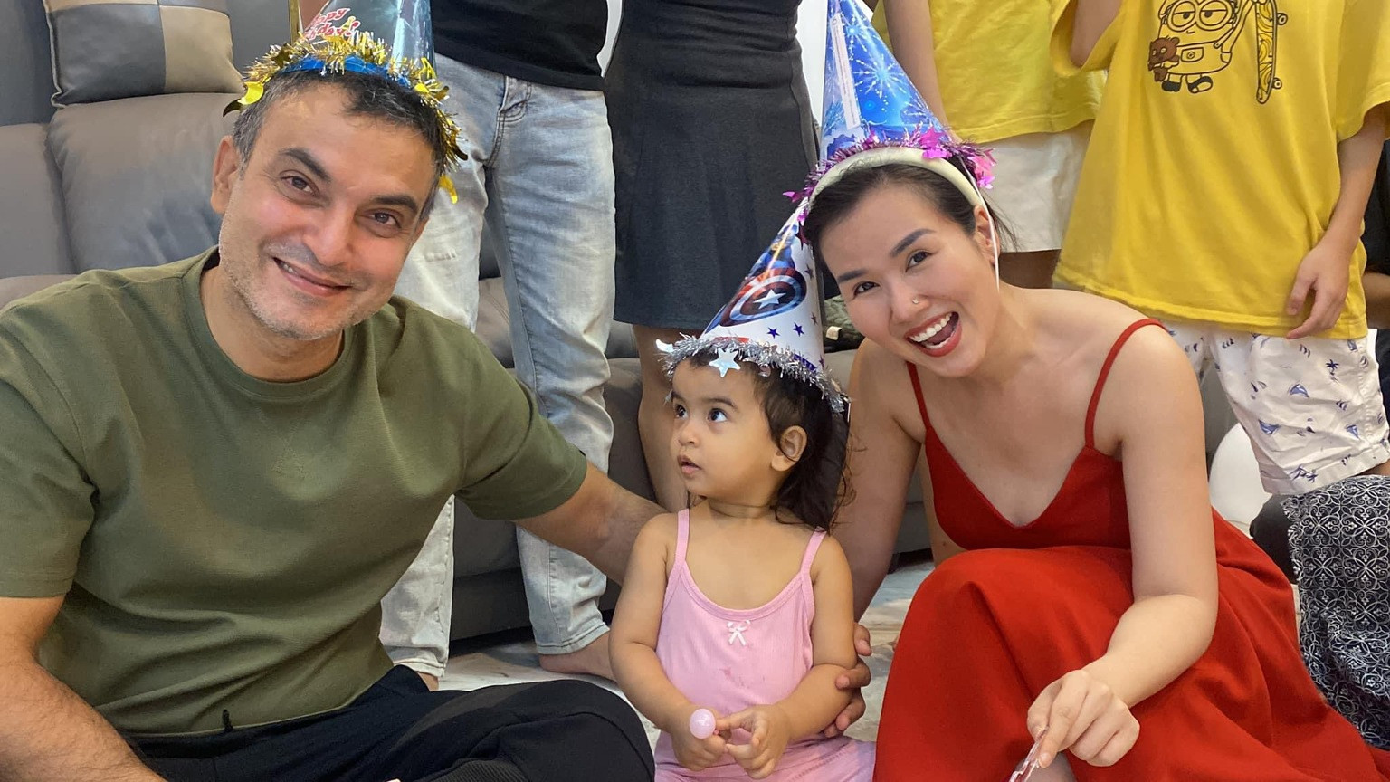 Nữ ca sĩ Việt lấy Chủ tịch công ty chuyên về đá hoa cương hơn 12 tuổi là ai?-12