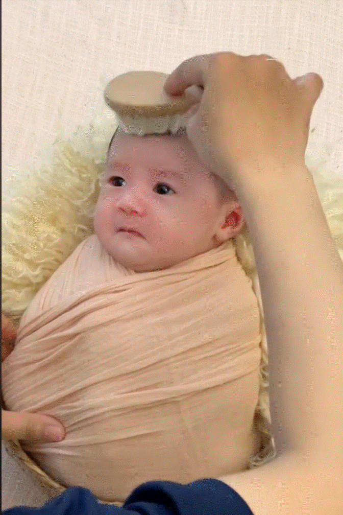 Khoảnh khắc đáng yêu của con gái Võ Hoàng Yến-3