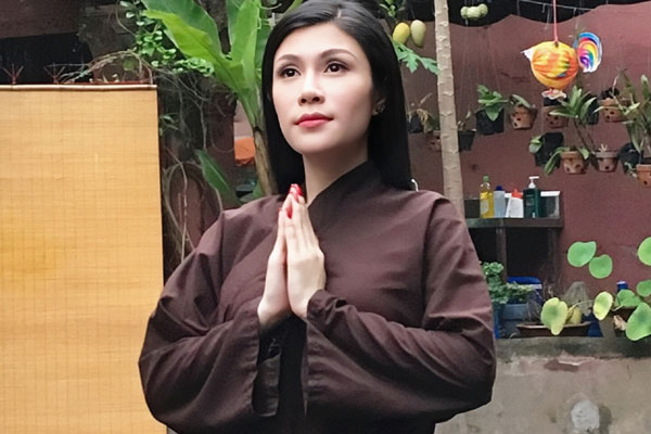 Người mẫu số 1 châu Á: Tài sản hơn 3.000 tỷ đồng nhưng ở tuổi 50 chỉ yêu thích nghề nông-8