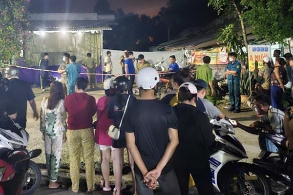 Người phụ nữ lấy nón bảo hiểm đánh chết người đàn ông vì cãi cọ tình cảm-2