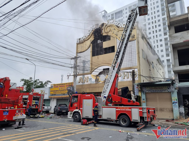 6 bị cáo hầu tòa vụ cháy quán karaoke An Phú làm 32 người chết-1