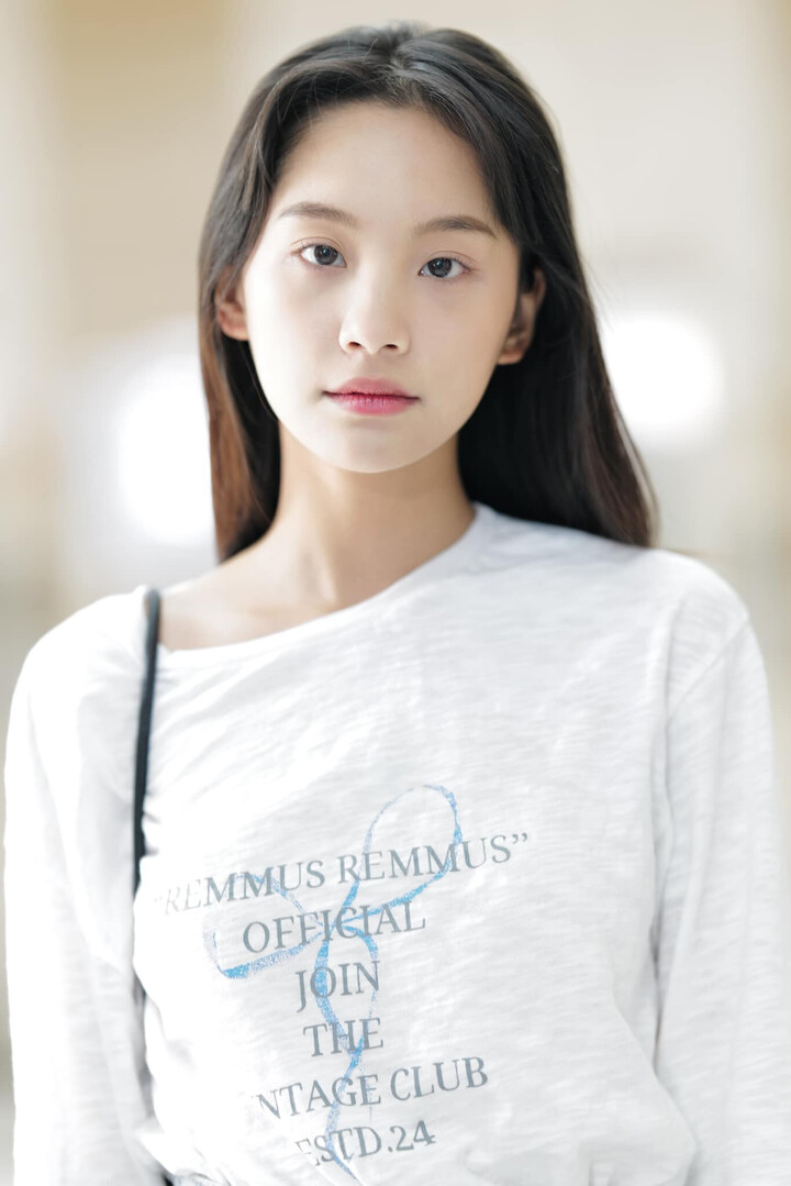 Tình trạng sức khỏe hiện tại của nữ diễn viên đóng vai Pu Đi giữa trời rực rỡ-2