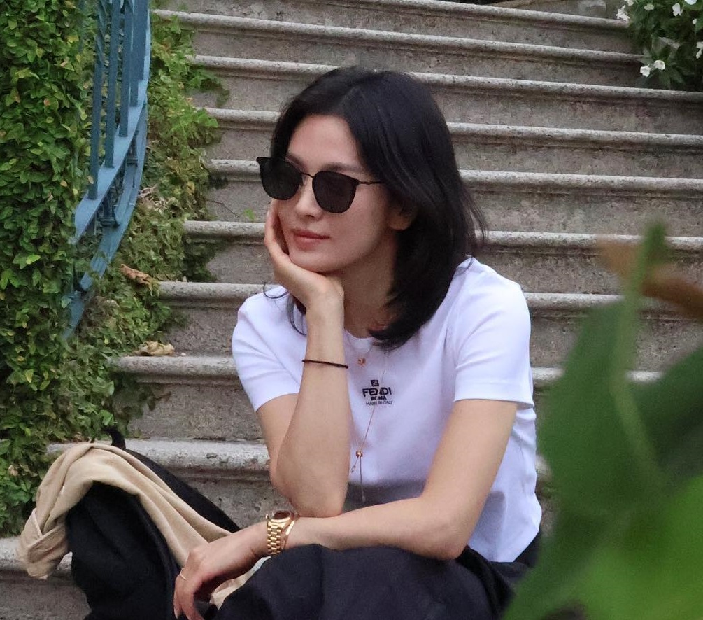 4 kiểu tóc layer trẻ trung và năng động dành cho độ tuổi ngoài 40-8