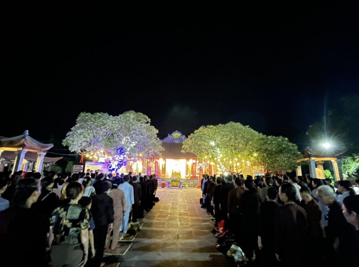 Cận cảnh Bảo vật quốc gia trong chùa Phổ Quang 800 tuổi vừa bị hỏa hoạn-3