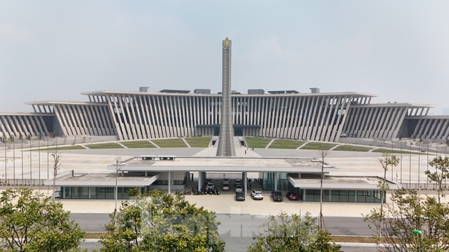 Bảo tàng Lịch sử Quân sự Việt Nam mở cửa: Giới trẻ ngóng xem tận mắt 4 Bảo vật quốc gia-1