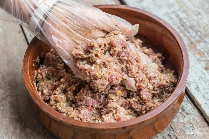 Bí kíp làm thịt chưng mắm tép ngon đơn giản-3