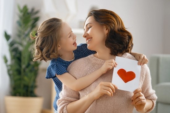 Tình thương nhiệm màu của mẹ