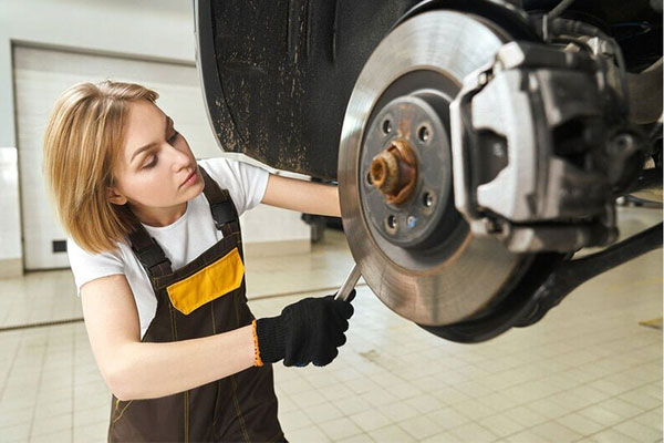 Dấu hiệu nhận biết bầu trợ lực phanh có vấn đề-1