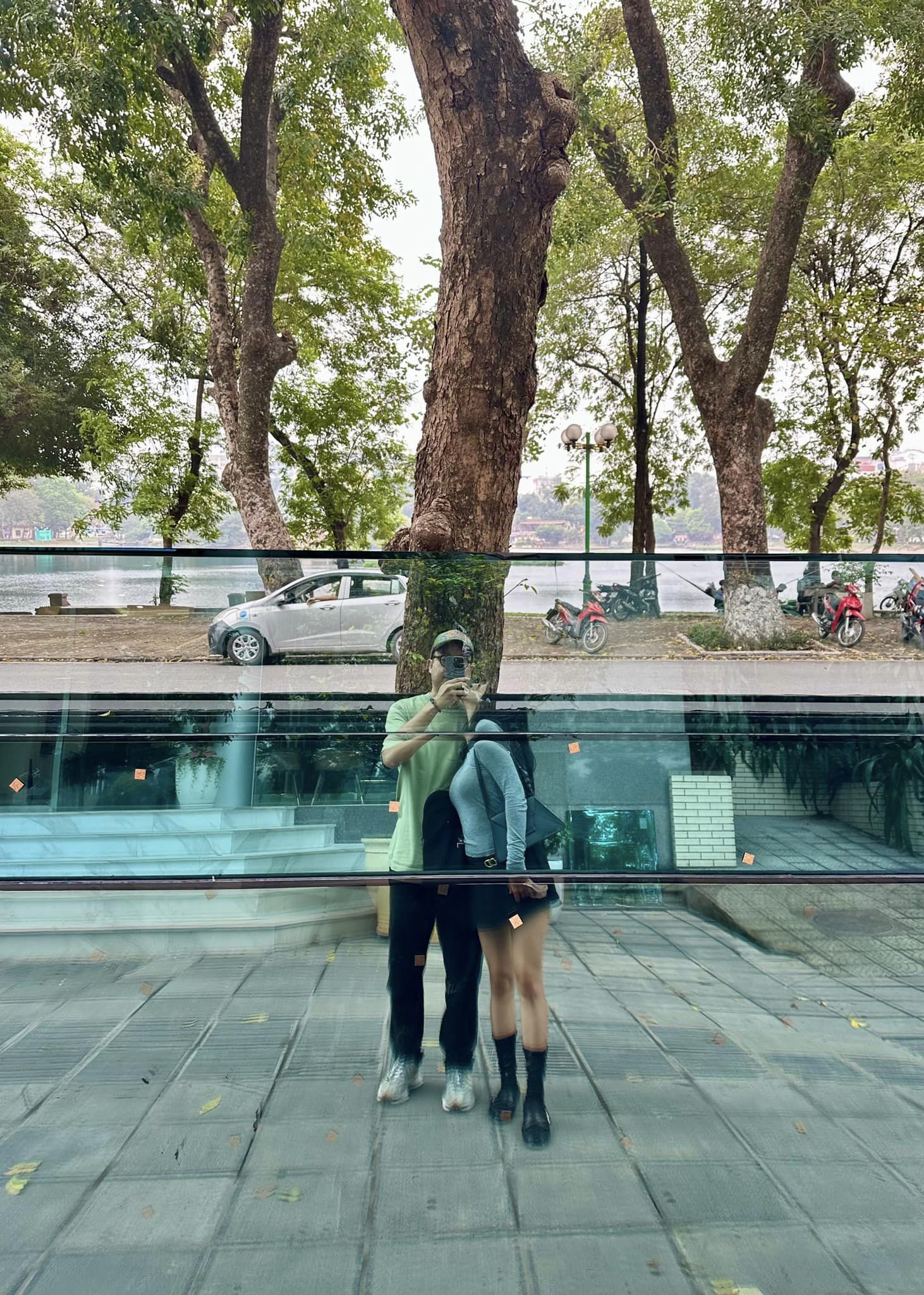 Nữ MC VTV khoe váy cưới chuẩn bị lên xe hoa ở tuổi 38-6