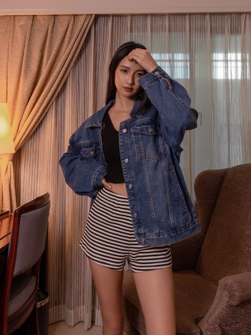 4 món đồ denim nên có để phong cách mùa lạnh trẻ trung hơn-6