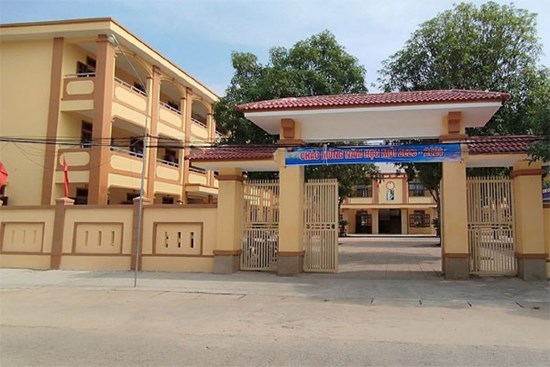Vụ thầy cô xô xát tại trường học: Nữ giáo viên chưa thể đi dạy