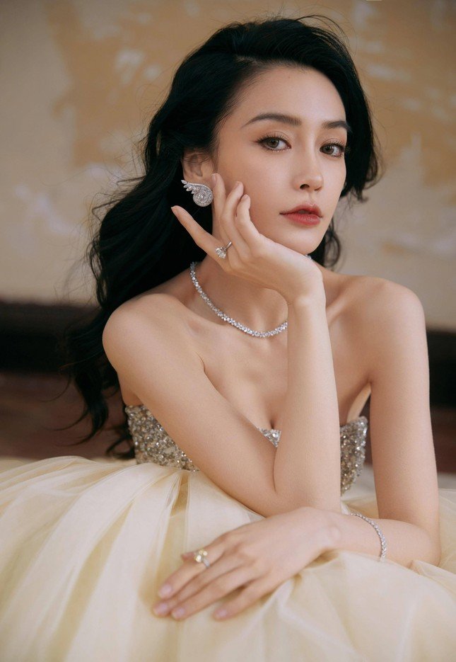 Huỳnh Hiểu Minh đang cứu Angelababy?-2