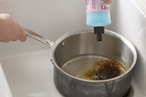 Có nên quay hộp nhựa trong lò vi sóng?-3