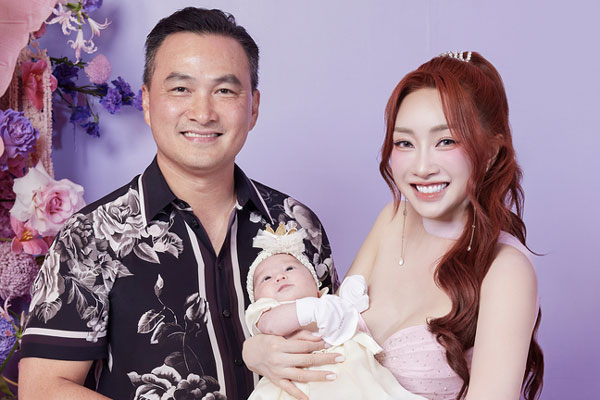 Biệt thự lộng lẫy ai cũng mê của diễn viên Chi Bảo và vợ CEO kém 16 tuổi-14