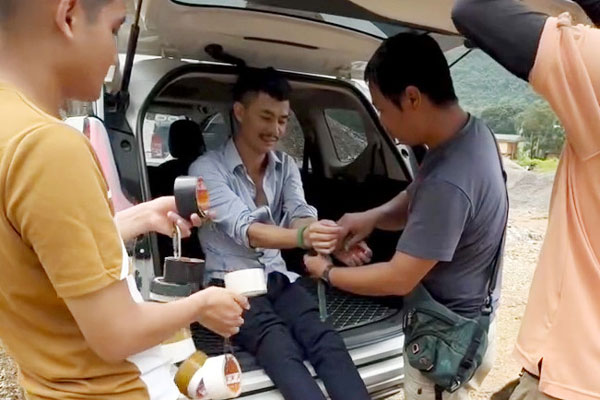 Độc đạo lại gây sốc: Dũng kính đồng tính, Hồng chết dưới tay Quân già?-3