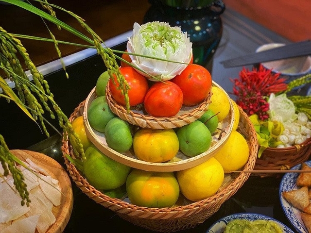 Khung giờ đẹp thắp hương ngày mai - thứ Sáu mùng 1 tháng 10 âm lịch để tiền tài gõ cửa-1