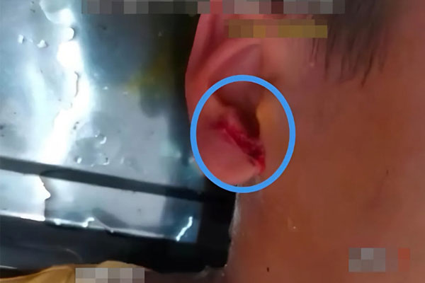 Giáo viên có hành vi không đúng mực với bé gái lớp 5, hiệu trưởng bị bắt vì che giấu-2