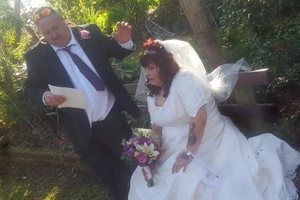 Bắt gian vợ ngoại tình, chồng dính bẫy phải ngồi tù 6 tháng-2