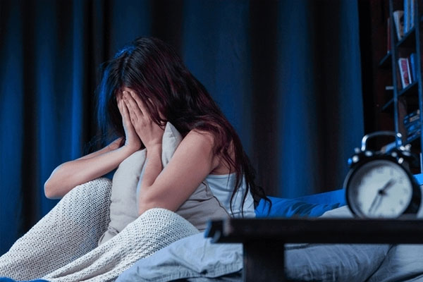 Ngủ 2 tiếng/ngày, người phụ nữ nhập viện tâm thần-1