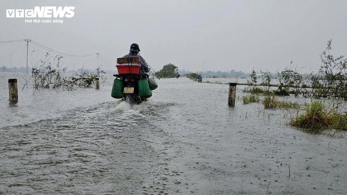 Mưa lớn ở Huế - Quảng Trị gây ngập úng, nguy cơ lũ chồng lũ-3