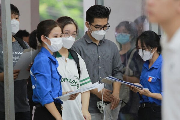 Hàng loạt sinh viên rơi vào báo động đỏ!-2