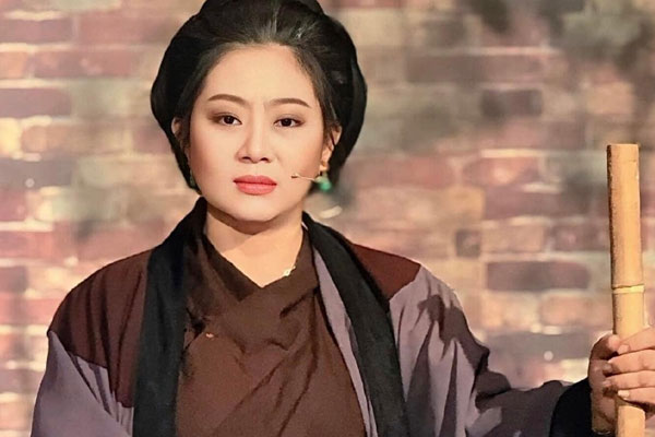 Hình ảnh cuối của nghệ sĩ Lê Phương trước khi qua đời trên đường đi diễn-4