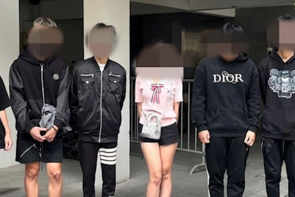 Khởi tố vụ án điều tra nhóm quái xế tông tử vong cô gái 27 tuổi ở Hà Nội-2