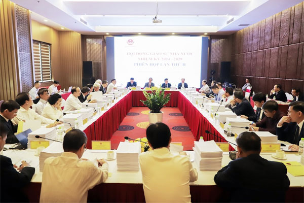 Nữ giáo sư trẻ nhất ngành y quê Thái Bình, học đại học nổi tiếng trong nước-2