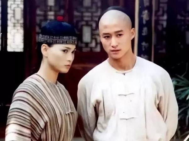 Mỹ nhân bỏ rơi bạn trai để săn đại gia, U60 sống trong cô độc-3