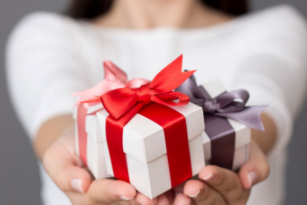 Phụ huynh dự chi phong bì cho giáo viên dịp 20/11, hiệu trưởng kịp thời ngăn chặn-2