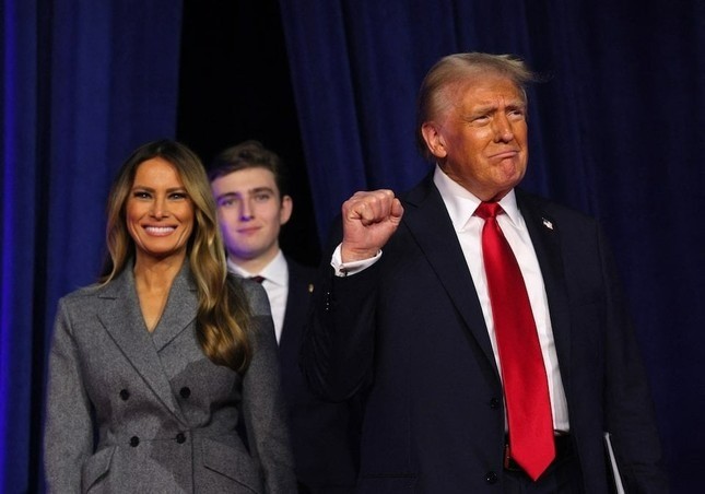 Barron Trump lần đầu cười-2