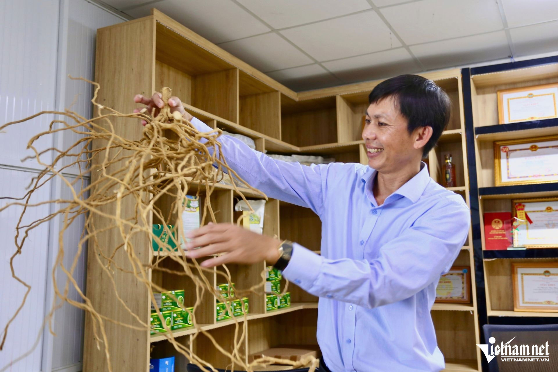 Bỏ kỹ sư làm nông dân, thu hơn 5 tỷ đồng mỗi năm từ loài cây mang tên lạ-4