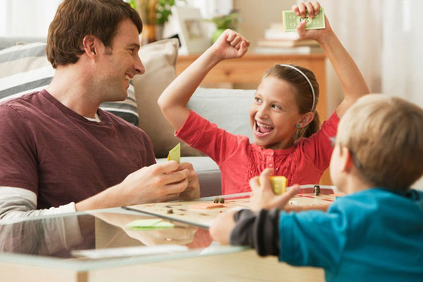 Siêu mẫu Hạ Vy: Vợ chồng hạn chế xảy ra chuyện cãi vã khi dạy con-3