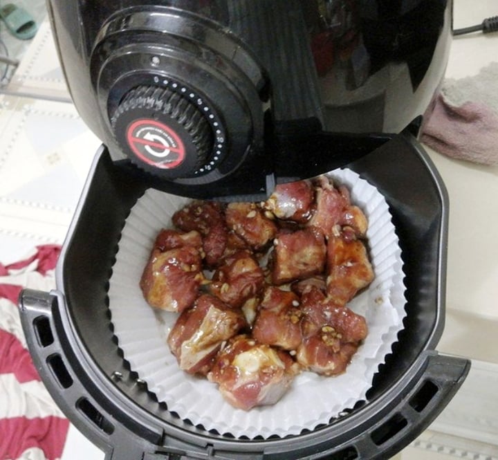 Cách làm sườn nướng bằng nồi chiên không dầu-2