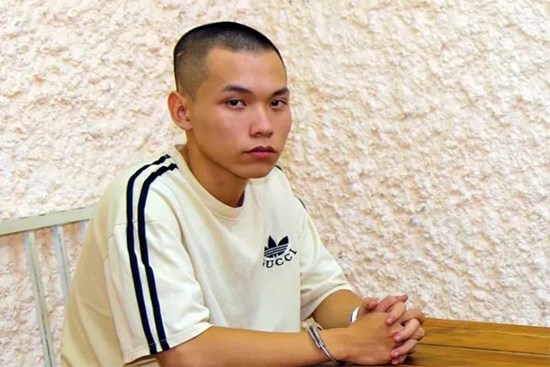 Nam thanh niên 16 tuổi dùng dao tấn công người tình 27 tuổi tại nhà nghỉ
