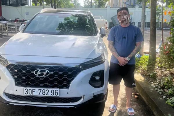 Điều tra vụ lái ô tô trong khi say xỉn, chửi người đi đường-2