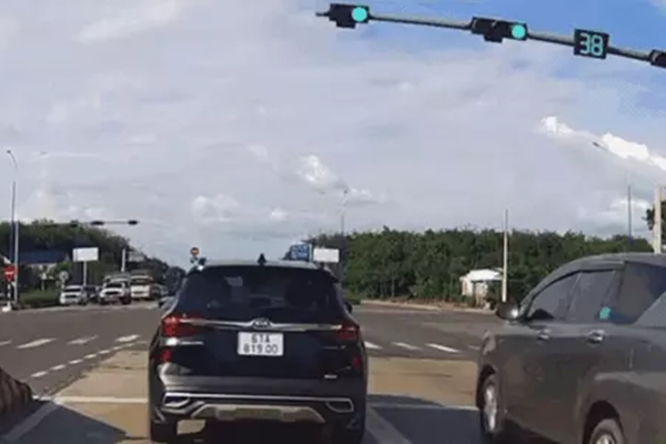 Bắt đối tượng dùng cuốc đánh anh ruột tử vong-2