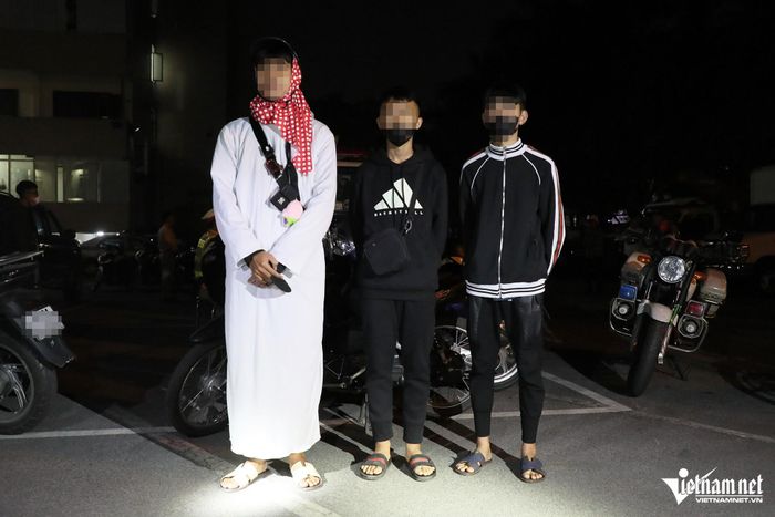 CSGT Hà Nội hóa trang xử lý quái xế, phát hiện nhiều học sinh vi phạm-6