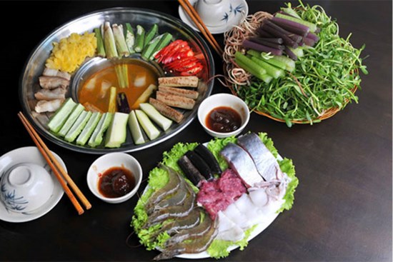 Cách nấu lẩu mắm miền Tây thơm ngon tại nhà