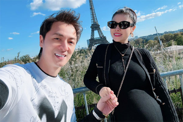 Con gái cưng của ông Donald Trump hack tuổi nhờ làn da đẹp-10