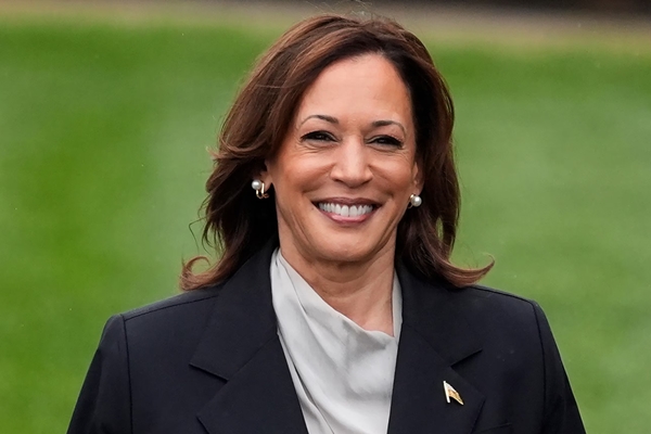 Con gái bà Harris suy sụp-4