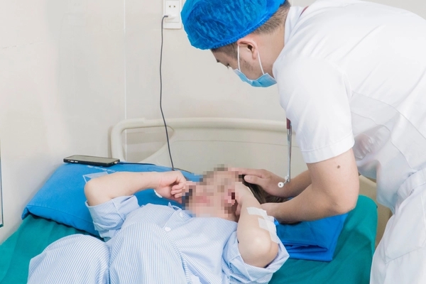 Người đàn ông Hà Nội gây tai nạn vì bị đột quỵ khi lái xe-2