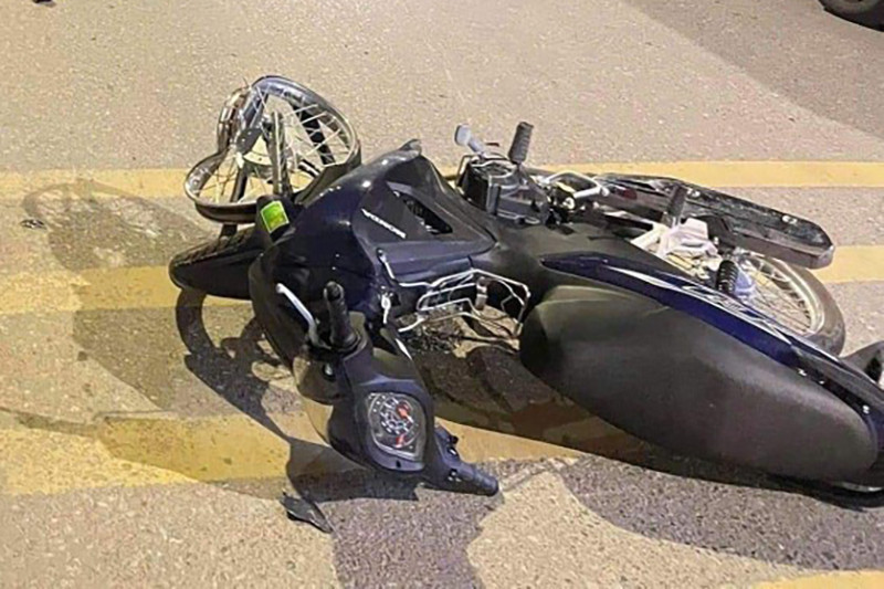 3 xe máy va chạm, 2 học sinh tử vong ở Hà Nội-1