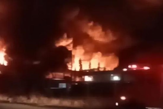 Cháy kho chứa nguyên liệu thuốc bảo vệ thực vật ở Long An