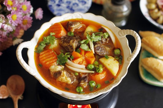 Cách làm bò nấu đậu thơm ngon đơn giản