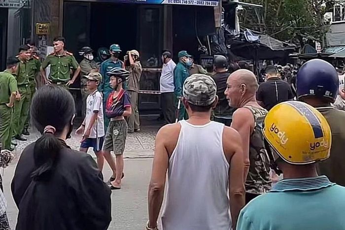 Người đàn ông nghi mang xăng đến nhà người khác tự thiêu-1